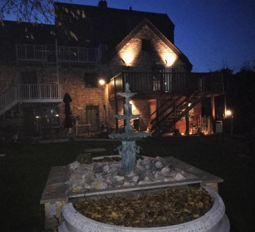B&B De Dubbelmolen Tongeren Exteriör bild